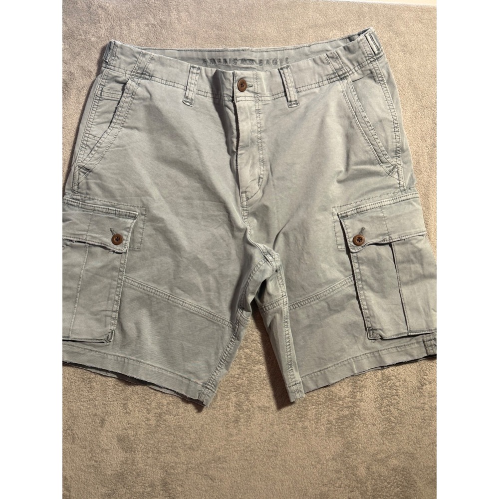 American Eagle Mens Flex Cargo Shorts Light Gray Size 36 Utility Casual Cotton